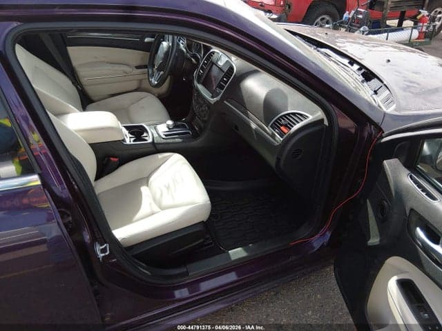 2020 CHRYSLER 300 TOURING 5