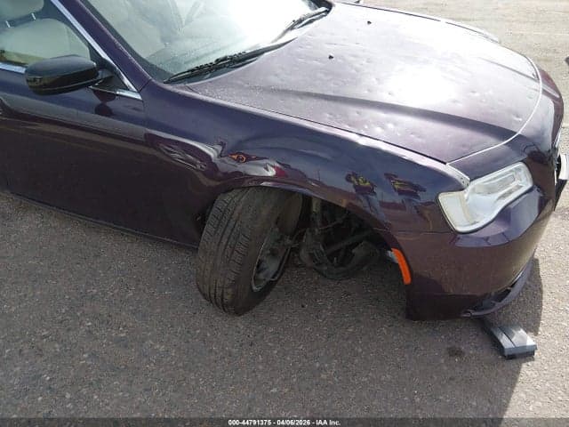 2020 CHRYSLER 300 TOURING 6