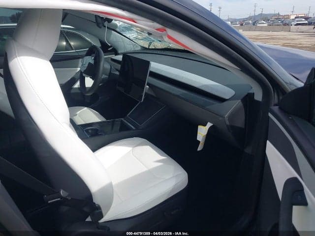 2026 TESLA MODEL Y PREMIUM REAR-WHEEL DRIVE/STANDARD REAR-WHEEL DRIVE 5