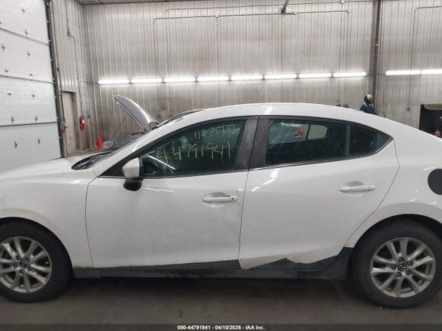 2018 MAZDA MAZDA3 SPORT 15