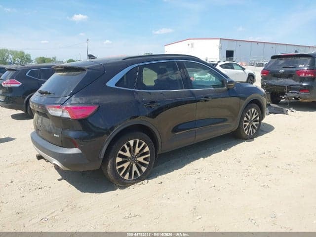 2020 FORD ESCAPE TITANIUM 4
