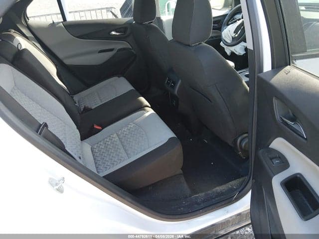 2024 CHEVROLET EQUINOX FWD LS 8