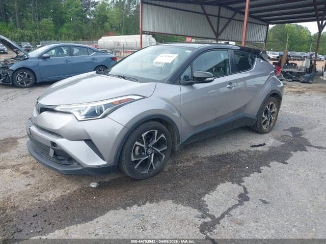 2019 TOYOTA C-HR 2