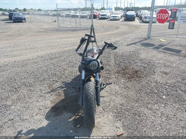 2021 INDIAN MOTORCYCLE CO. SCOUT BOBBER 5