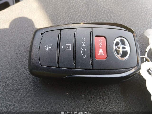 2026 TOYOTA CAMRY SE 11