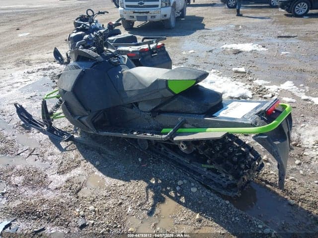 2017 ARCTIC CAT ZR 8000 3