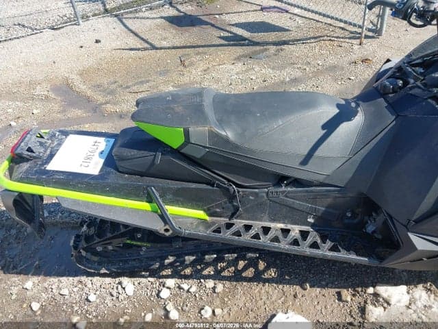 2017 ARCTIC CAT ZR 8000 8