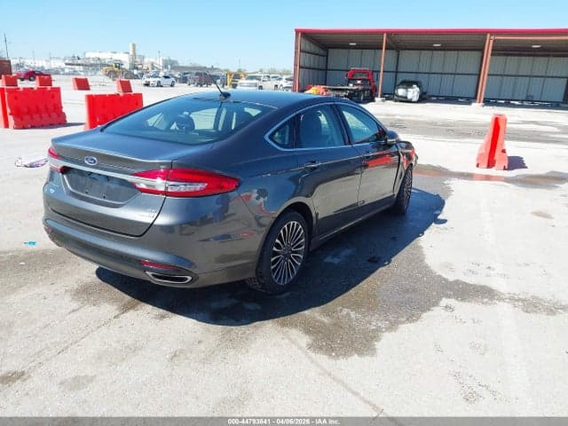 2017 FORD FUSION SE 4