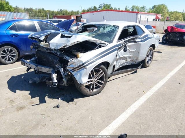 2019 DODGE CHALLENGER SXT AWD 2
