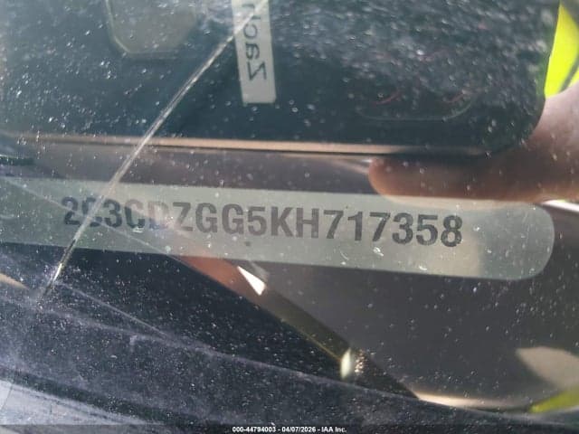 2019 DODGE CHALLENGER SXT AWD 9