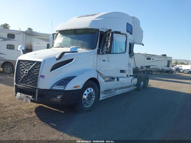 2019 VOLVO VNL 2