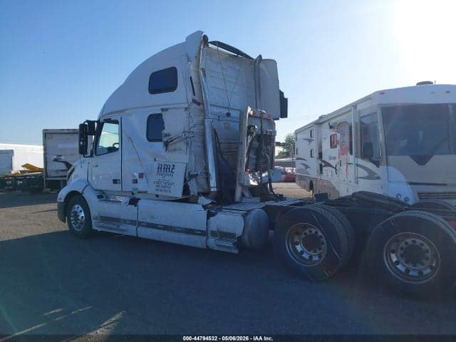 2019 VOLVO VNL 13