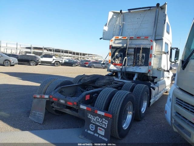 2019 VOLVO VNL 4