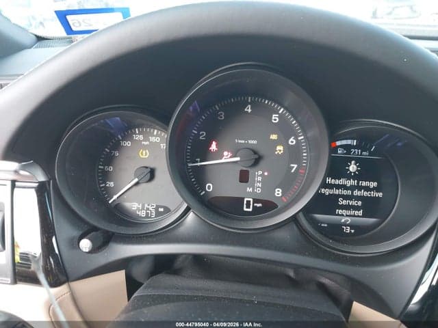 2023 PORSCHE MACAN T 7