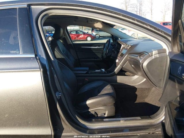 2019 FORD FUSION TITANIUM 5