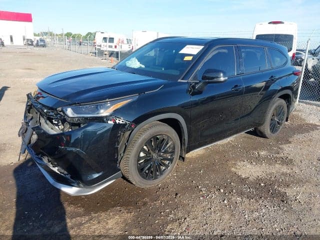 2023 TOYOTA HIGHLANDER XSE 2