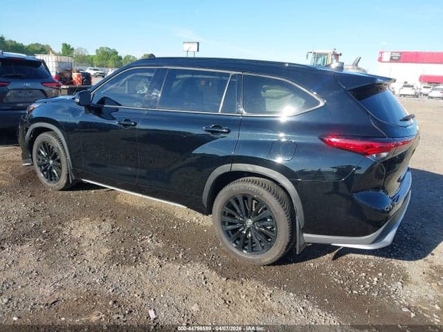 2023 TOYOTA HIGHLANDER XSE 3