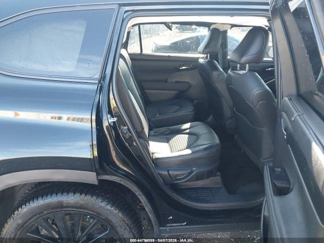 2023 TOYOTA HIGHLANDER XSE 8