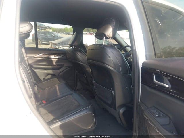 2023 JEEP GRAND CHEROKEE ALTITUDE 4X4 8