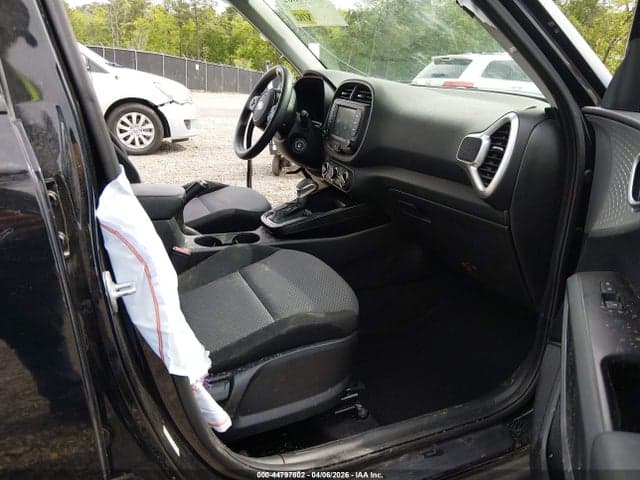 2020 KIA SOUL LX 5