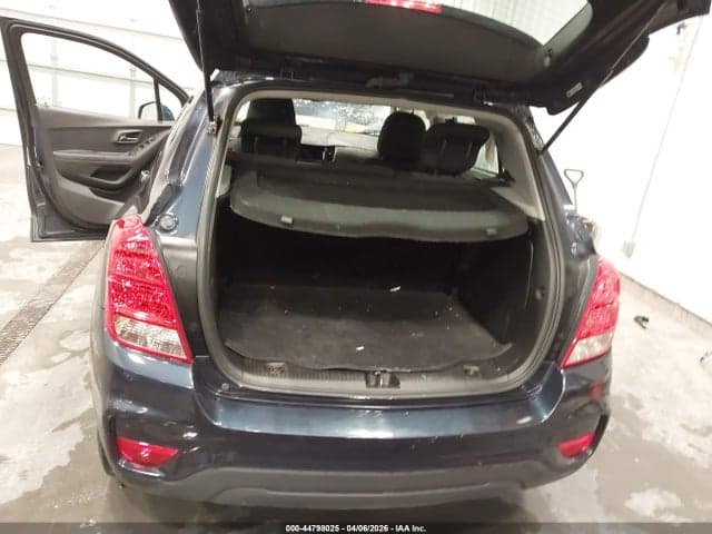 2019 CHEVROLET TRAX LS 11
