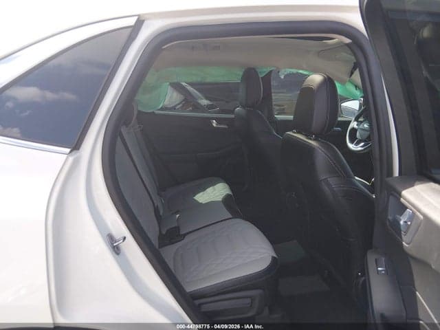 2024 FORD ESCAPE PHEV 8
