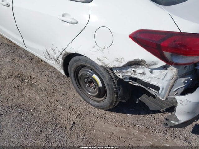 2017 KIA FORTE LX 6