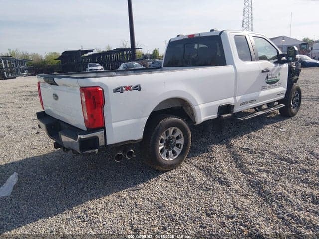 2023 FORD F-350 XL 4