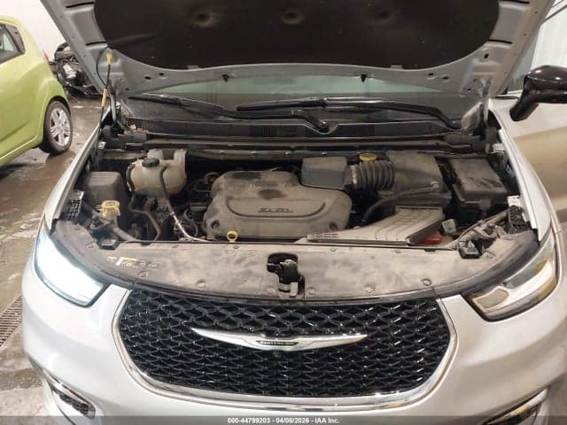 2024 CHRYSLER PACIFICA TOURING L AWD 10