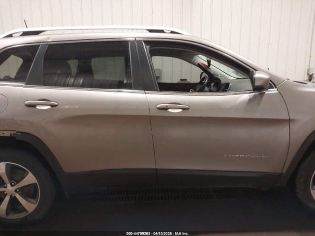 2019 JEEP CHEROKEE LIMITED 4X4 14