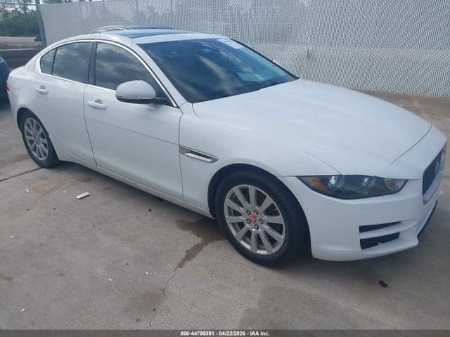 2019 JAGUAR XE
