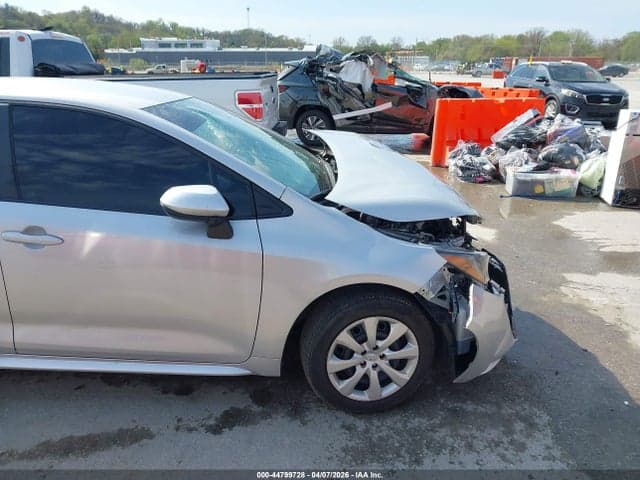 2024 TOYOTA COROLLA LE 17