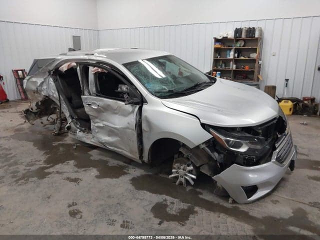 2019 CHEVROLET EQUINOX LT 1