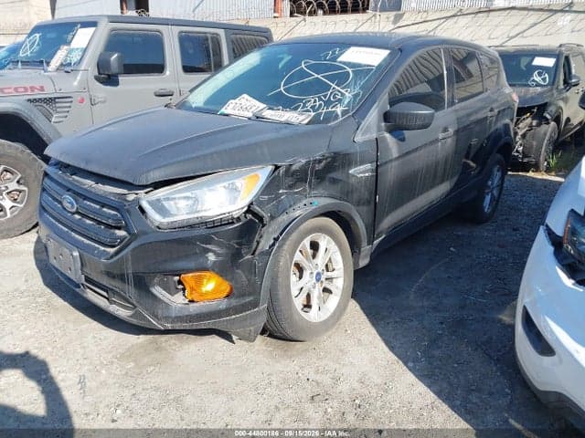 2017 FORD ESCAPE S 2
