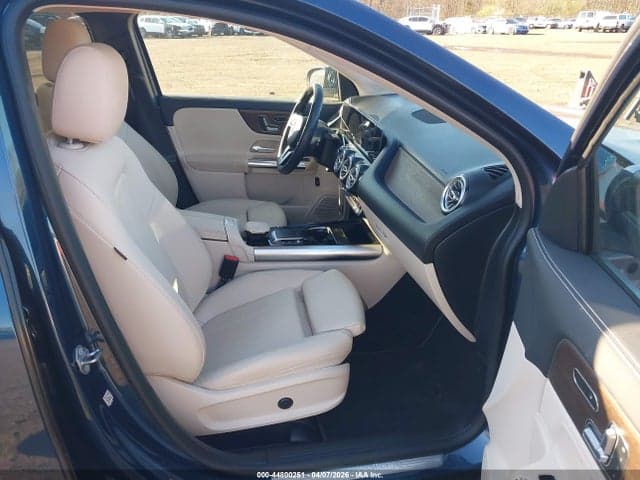 2021 MERCEDES-BENZ GLA 250 4MATIC 5