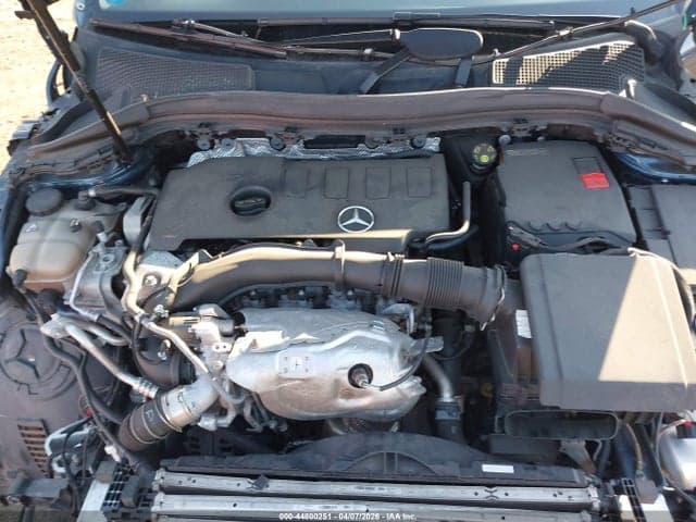 2021 MERCEDES-BENZ GLA 250 4MATIC 10