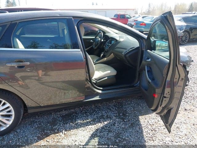 2017 FORD FOCUS TITANIUM 5