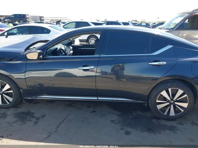 2019 NISSAN ALTIMA 2.5 SV 14