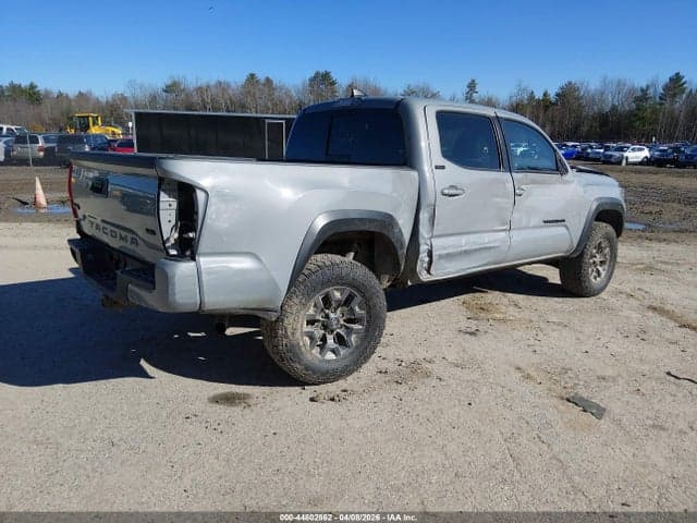 2021 TOYOTA TACOMA SR5 V6 4