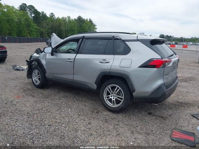 2019 TOYOTA RAV4 LE 3
