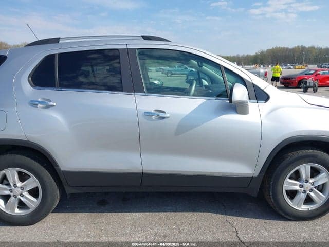 2019 CHEVROLET TRAX LT 13