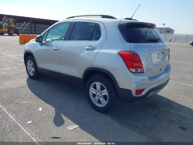 2019 CHEVROLET TRAX LT 3