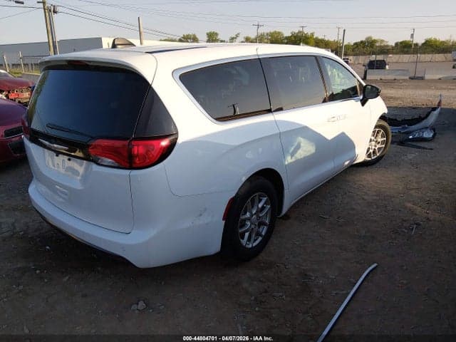 2025 CHRYSLER VOYAGER LX 4