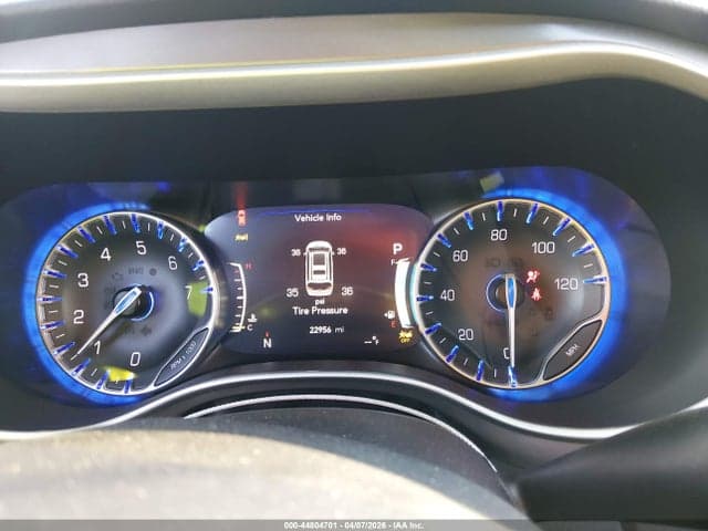 2025 CHRYSLER VOYAGER LX 7