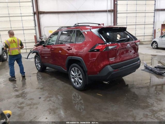 2025 TOYOTA RAV4 XLE PREMIUM 3