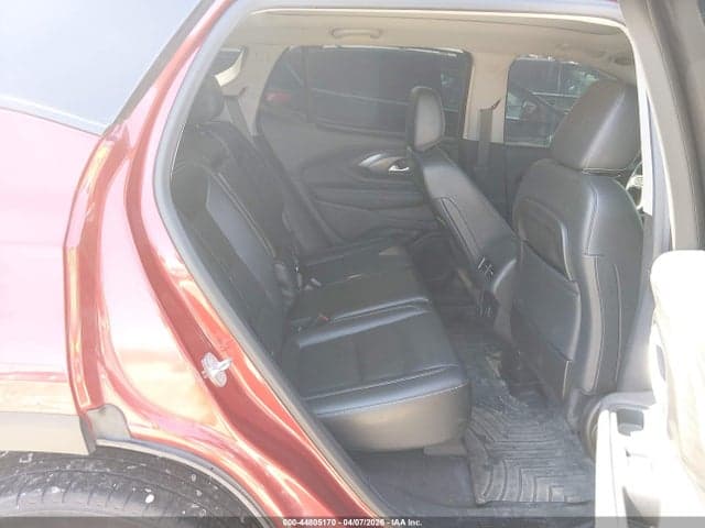 2022 GMC TERRAIN AWD SLT 8