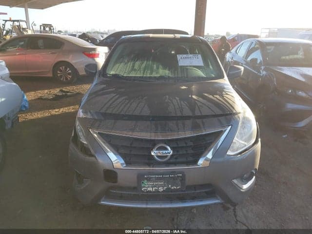 2018 NISSAN VERSA 1.6 SV 12