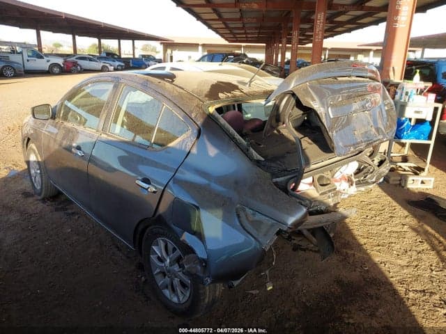 2018 NISSAN VERSA 1.6 SV 3