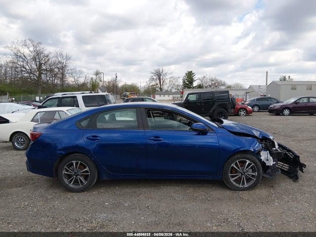 2024 KIA FORTE LXS 12