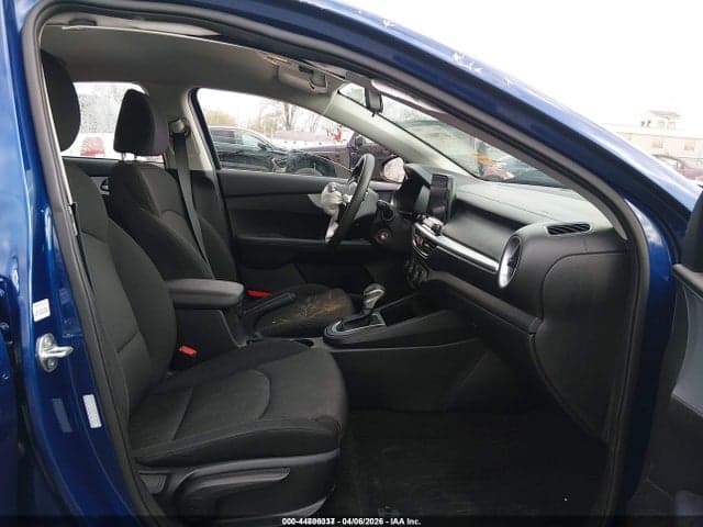 2024 KIA FORTE LXS 5